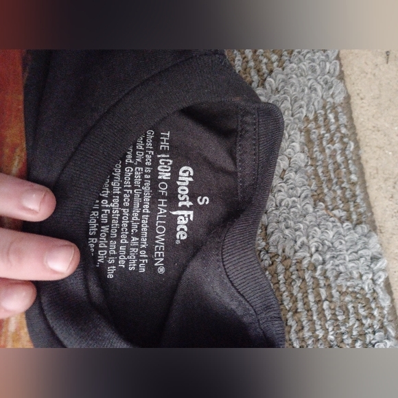 Graphic tee - Picture 3 of 3